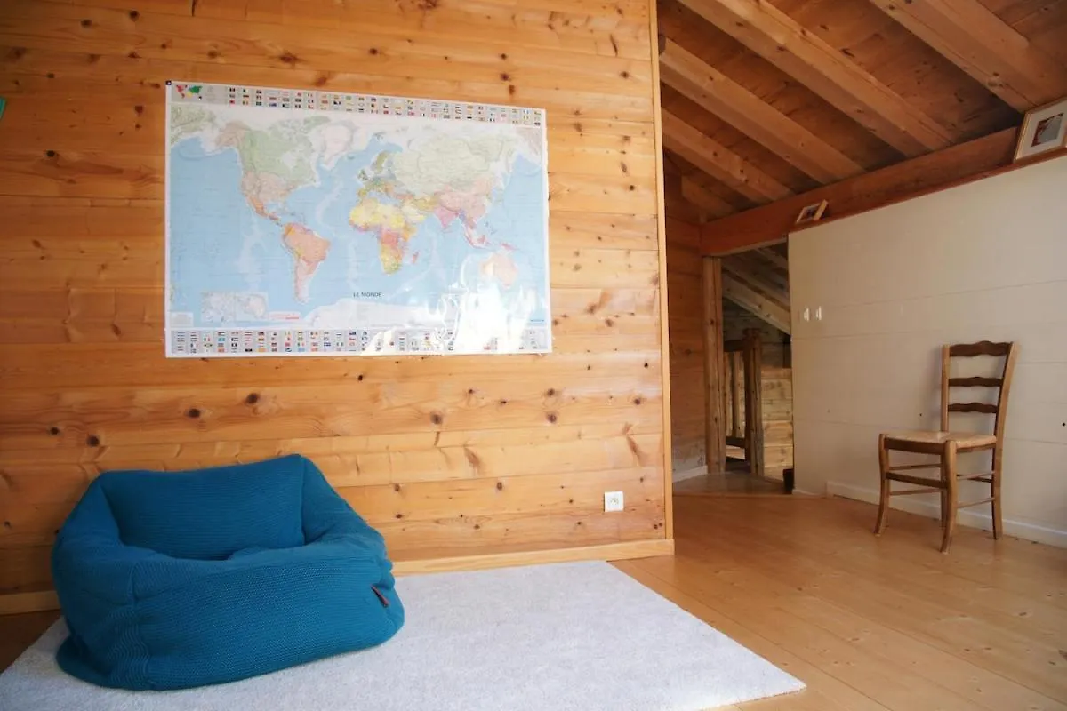 Шале Chaleureuse Maison De Village Marignier Франция