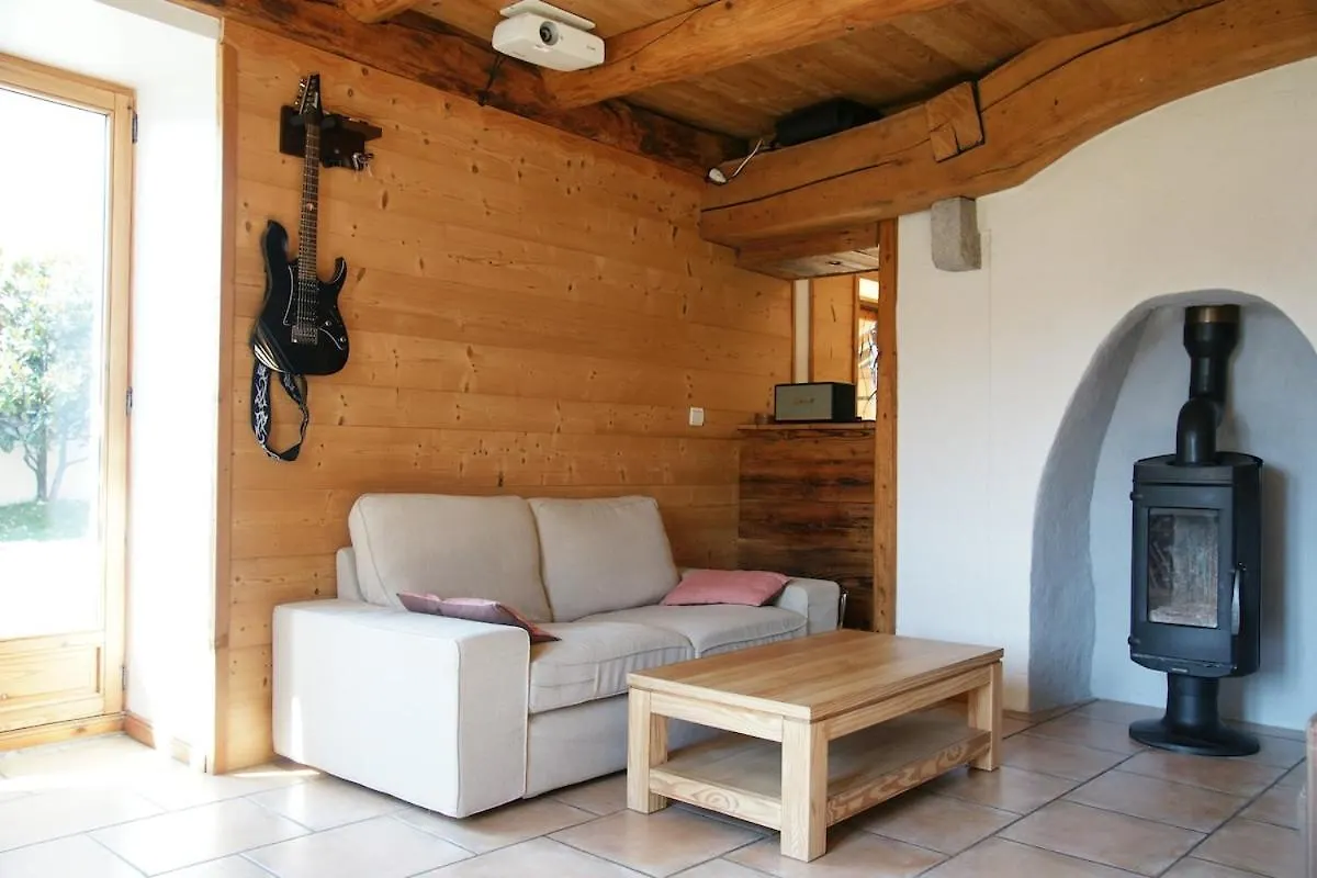 Chaleureuse Maison De Village Marignier